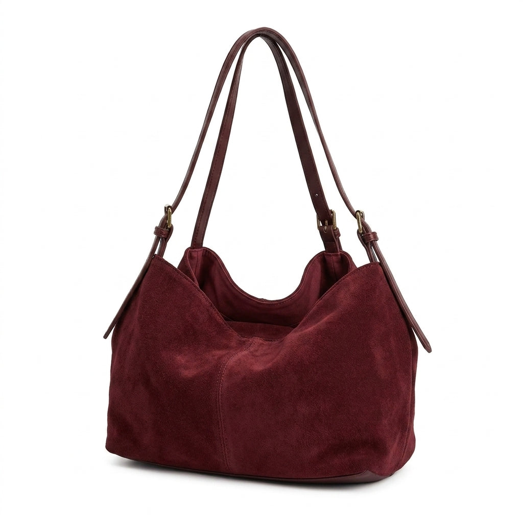 The Suede Boston Pillow Bag na cor Encore red suede em fundo branco