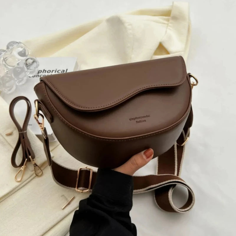 Vintage Wide Strap Saddle Bag