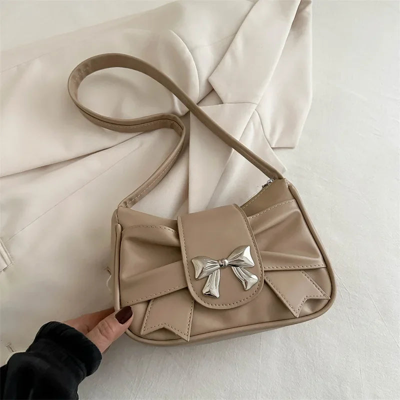 Trendy Bow Underarm Bag