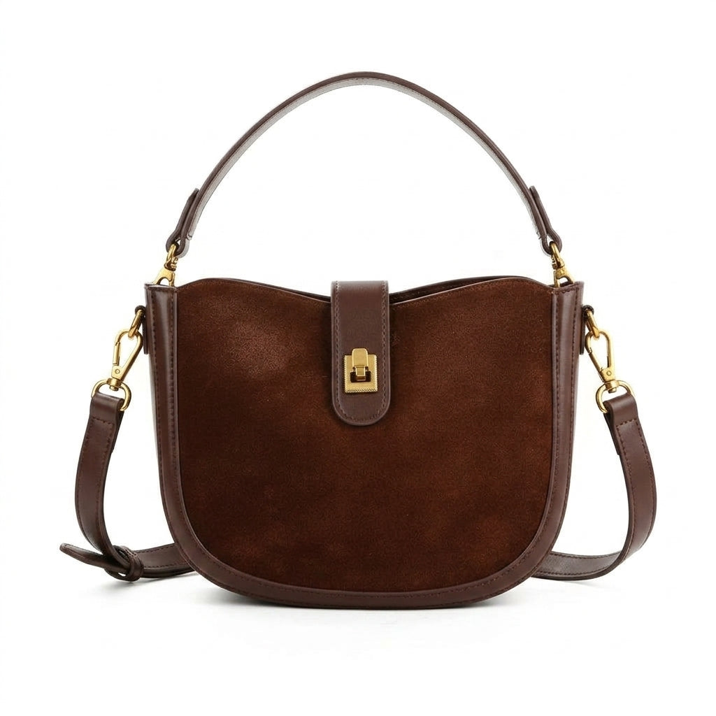 Luna Frosted Suede Half Moon Bag em fundo branco