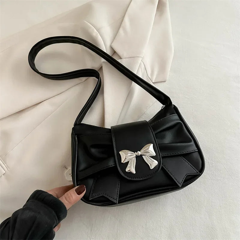 Trendy Bow Underarm Bag