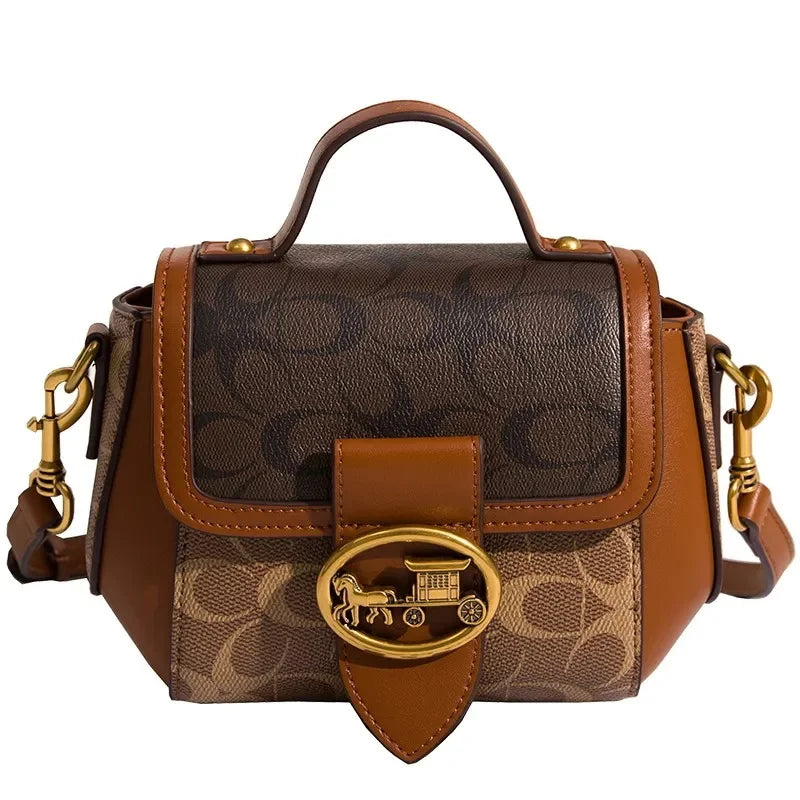 Minimalist Contrasting Crossbody