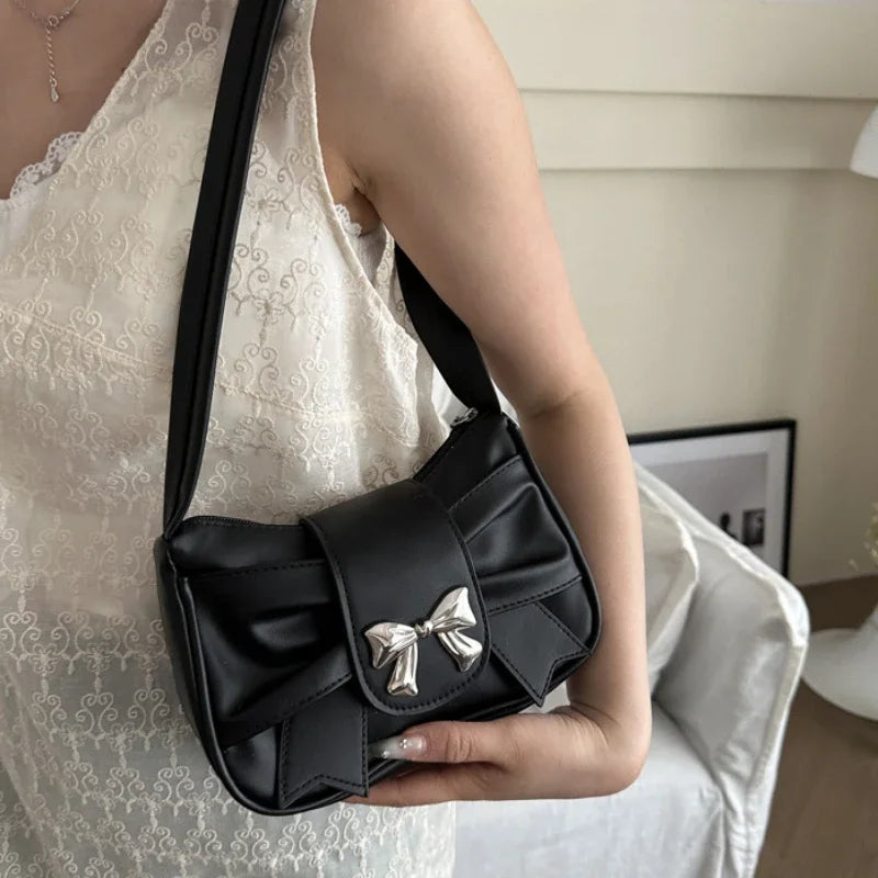 Trendy Bow Underarm Bag