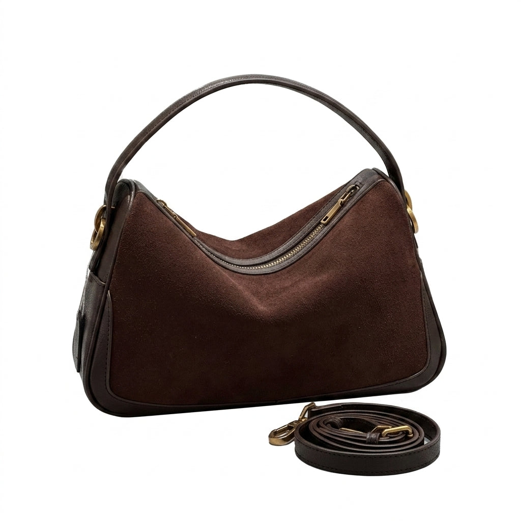 Vintage Matte Suede Grand Bag na cor frosted coffee em fundo branco